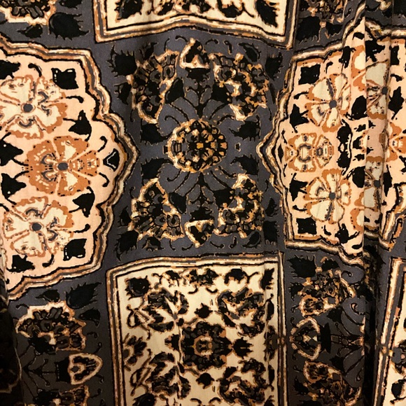 LOFT XL Multicolor Abstract Patterned Top - Picture 4 of 5